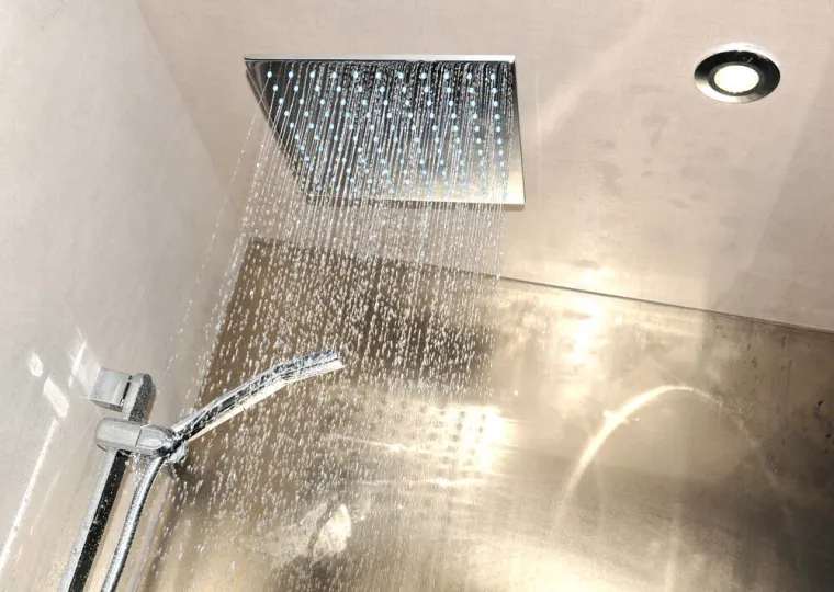 Faire une douche italienne sur carrelage existant, Ajaccio, Monsieur Philippe Riou